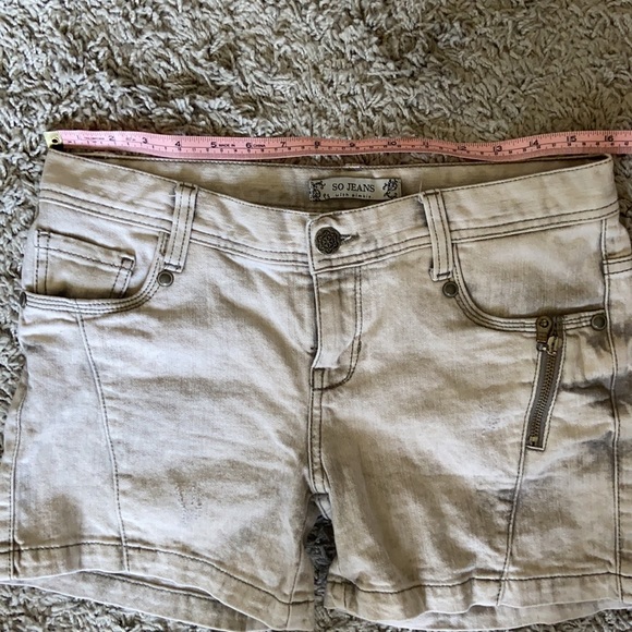 Light grey denim shorts - Picture 6 of 6